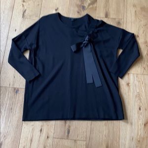 COS ribbon black top